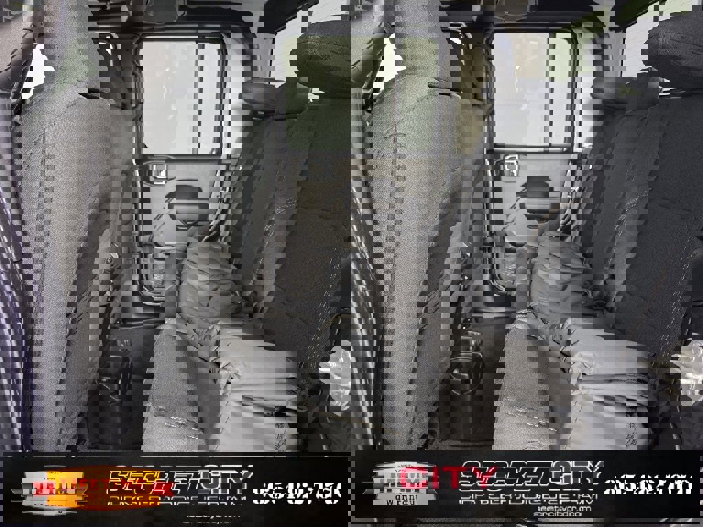 New 2025 Jeep Gladiator Sport image 26