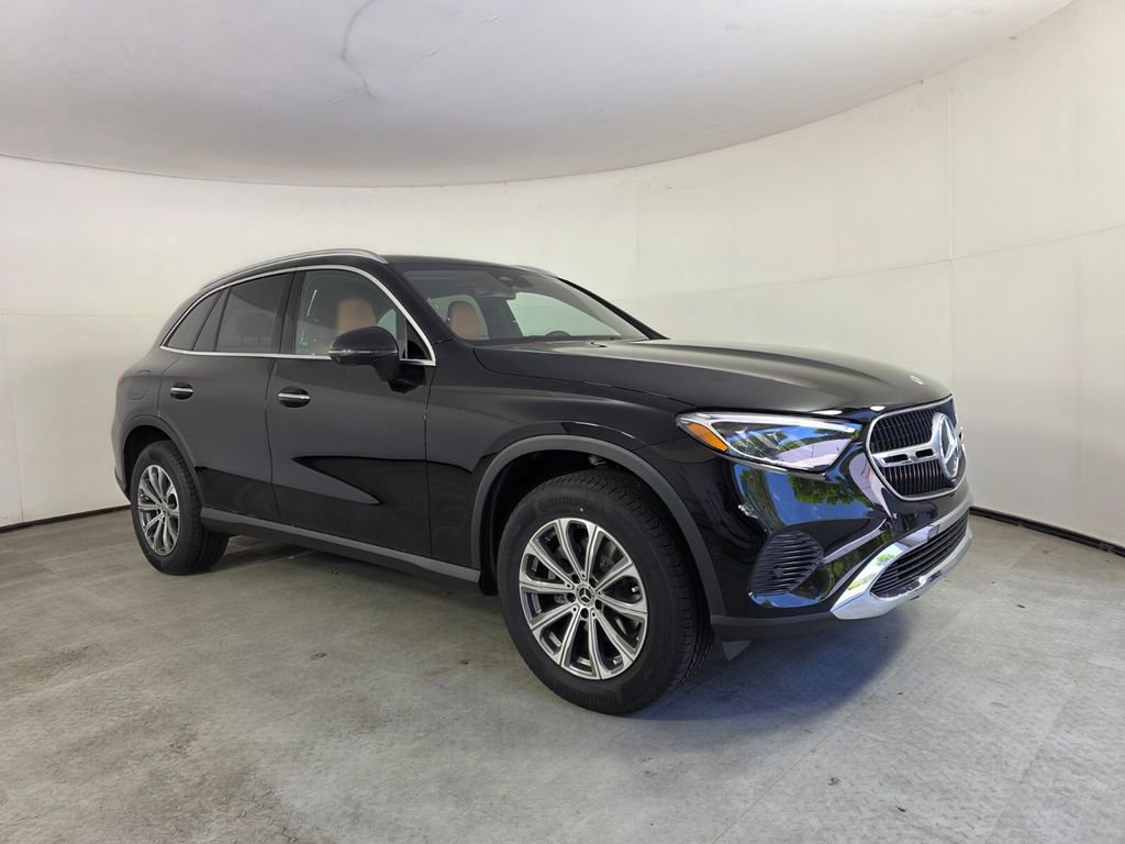 New 2026 Mercedes-Benz GLC 300 image 1