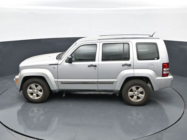 Used 2011 Jeep Liberty Sport AWD/4WD image 12