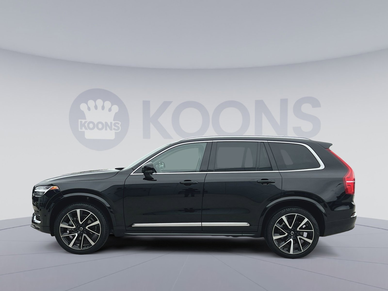 Used 2024 Volvo XC90 B6 Plus w/ Protection Package Premier AWD/4WD image 2