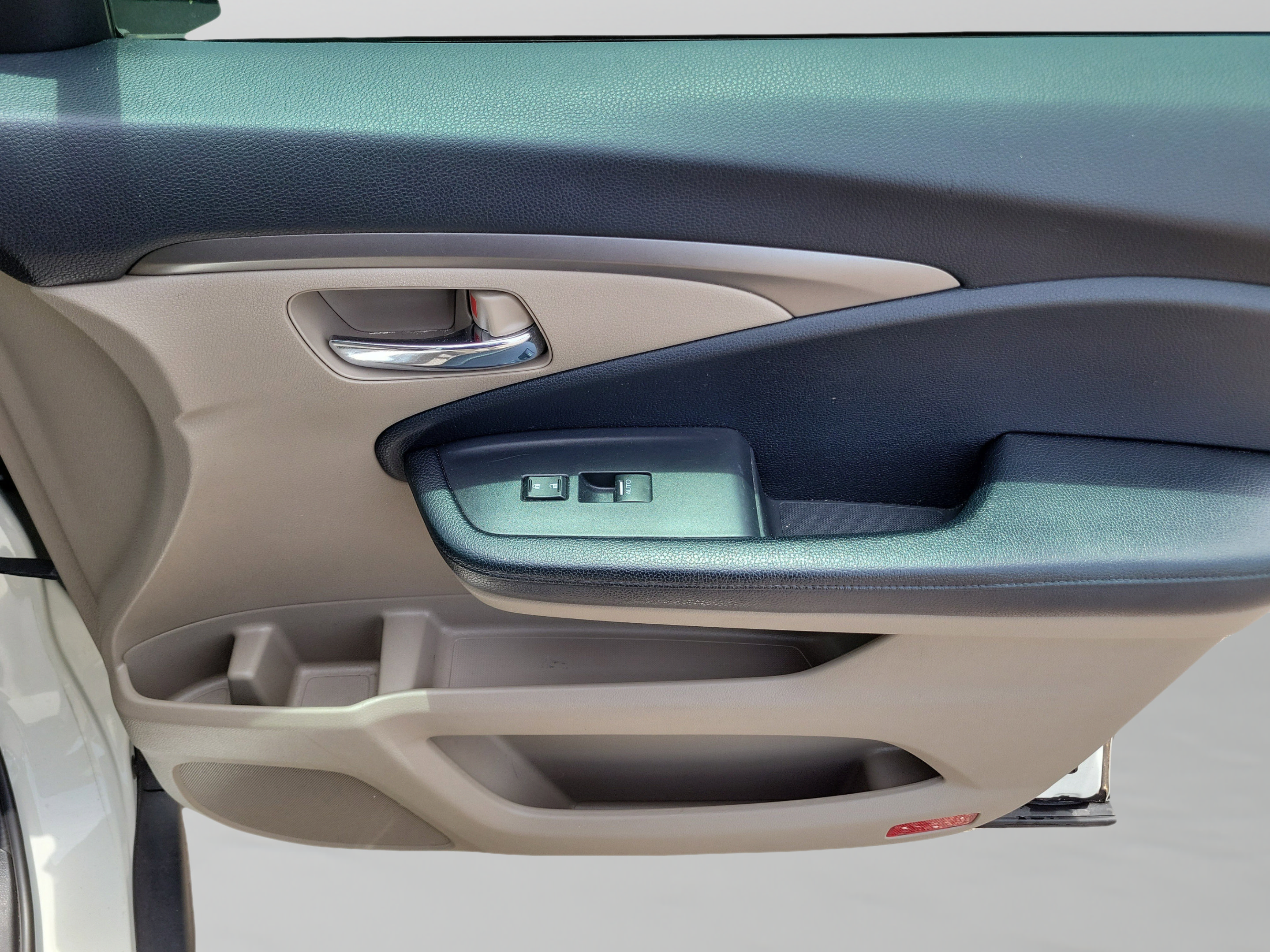 Used 2017 Honda Pilot EX-L image 21