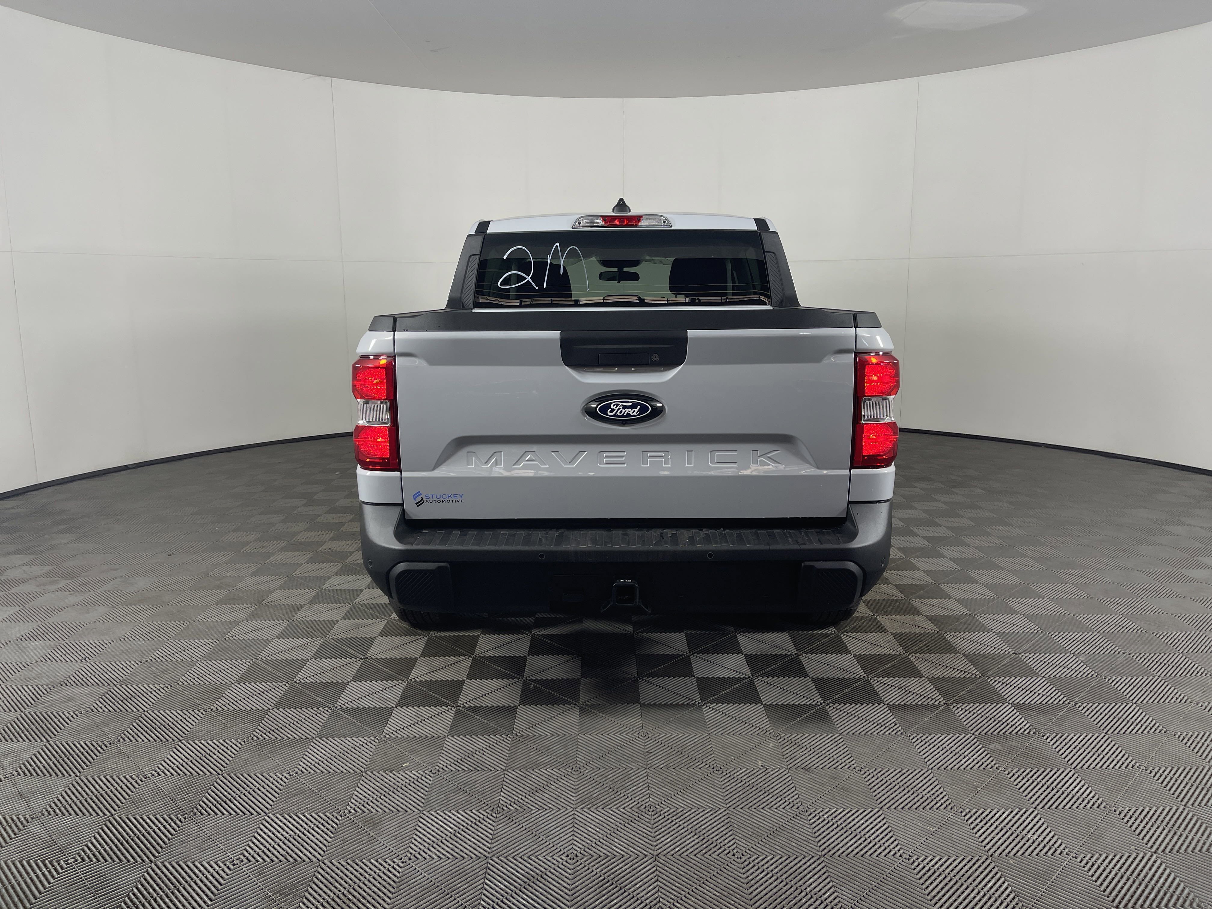 New 2025 Ford Maverick XL image 4