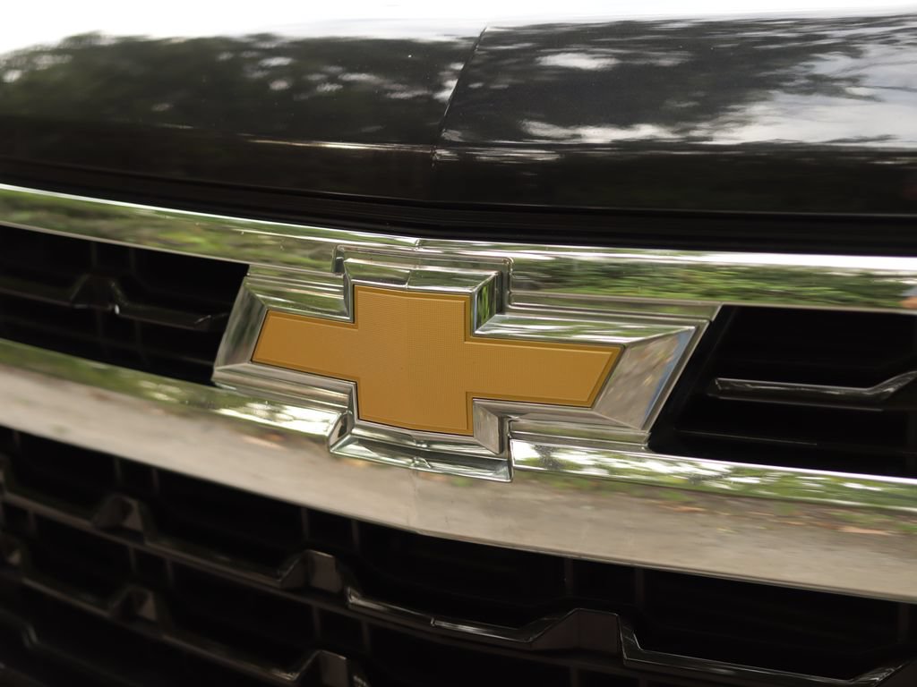 Used 2023 Chevrolet Silverado 1500 LT AWD/4WD image 31
