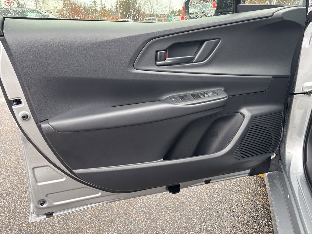 New 2026 Toyota Prius SE image 11