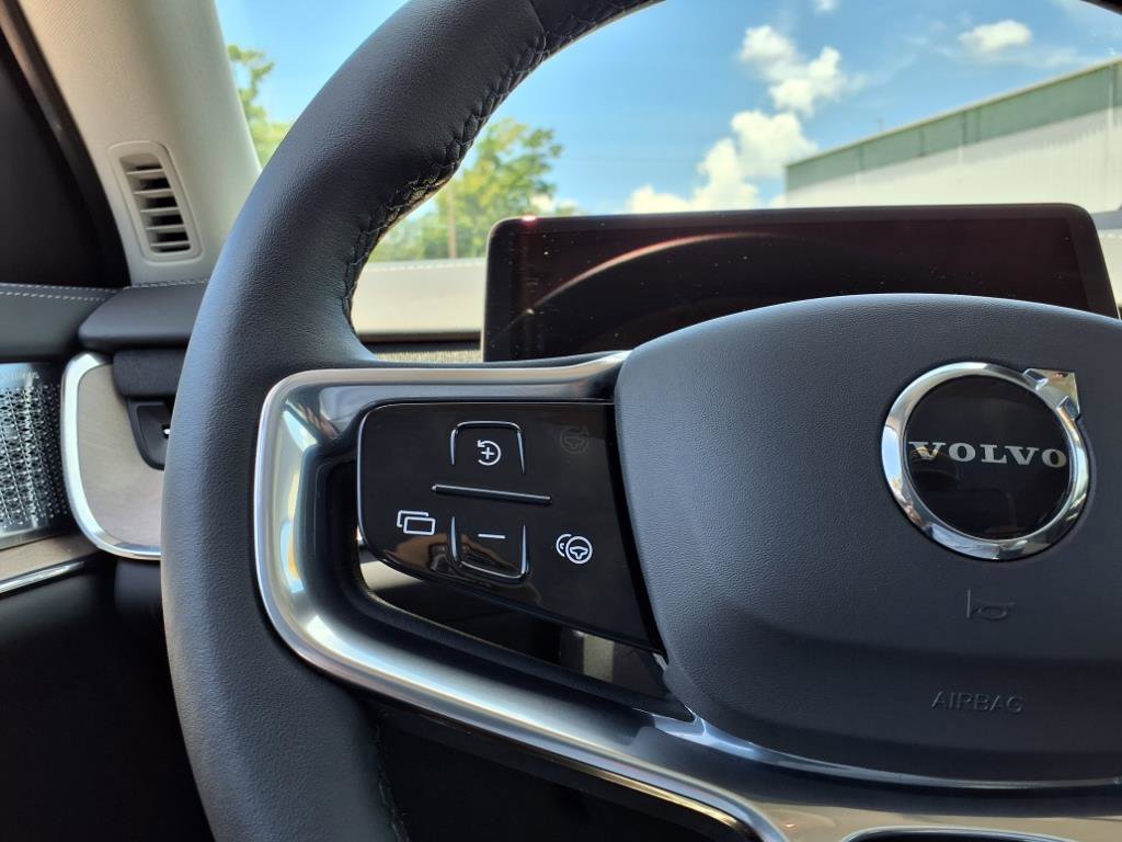 Used 2025 Volvo EX90 Ultra image 17