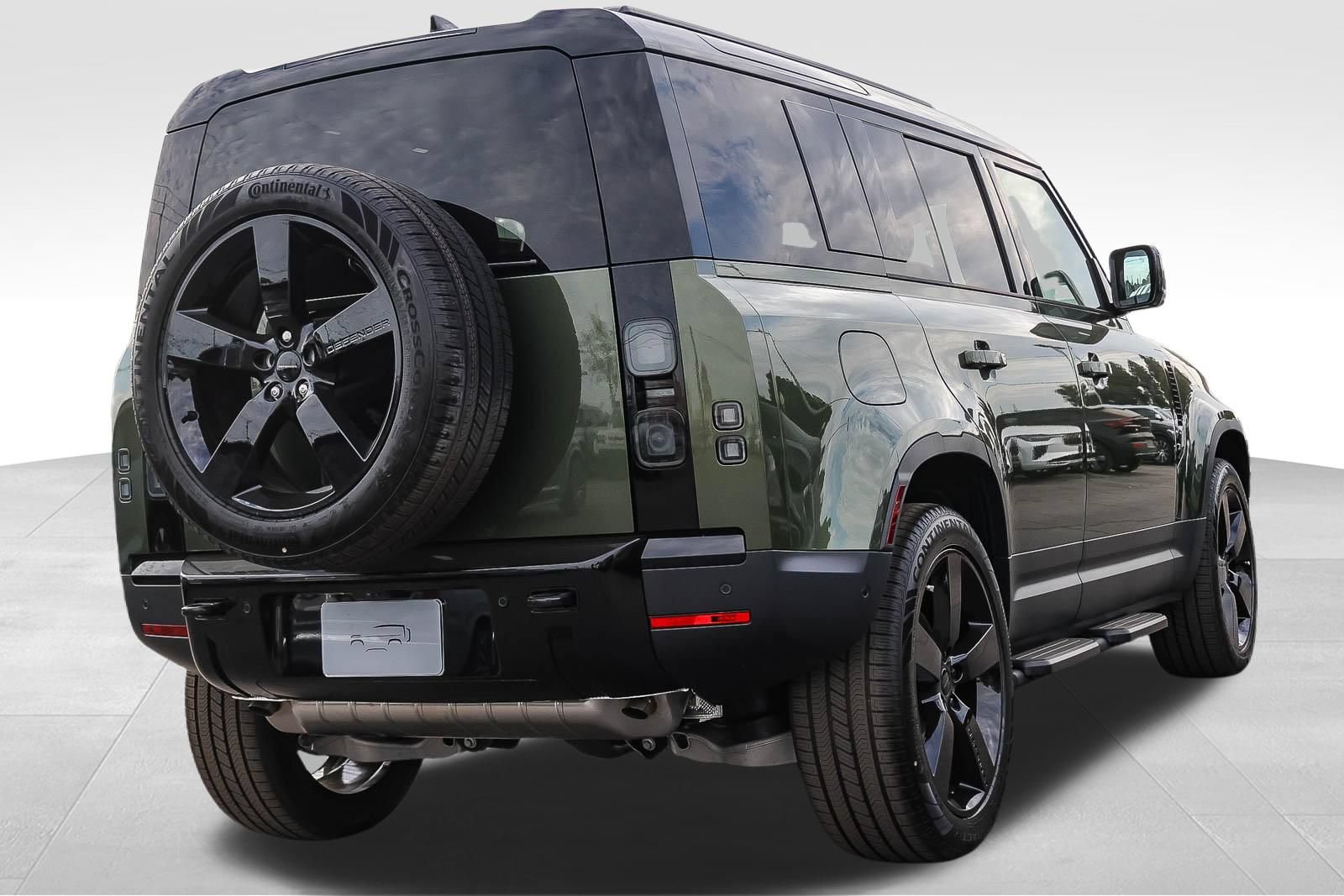 New 2026 Land Rover Defender 110 S AWD/4WD image 5