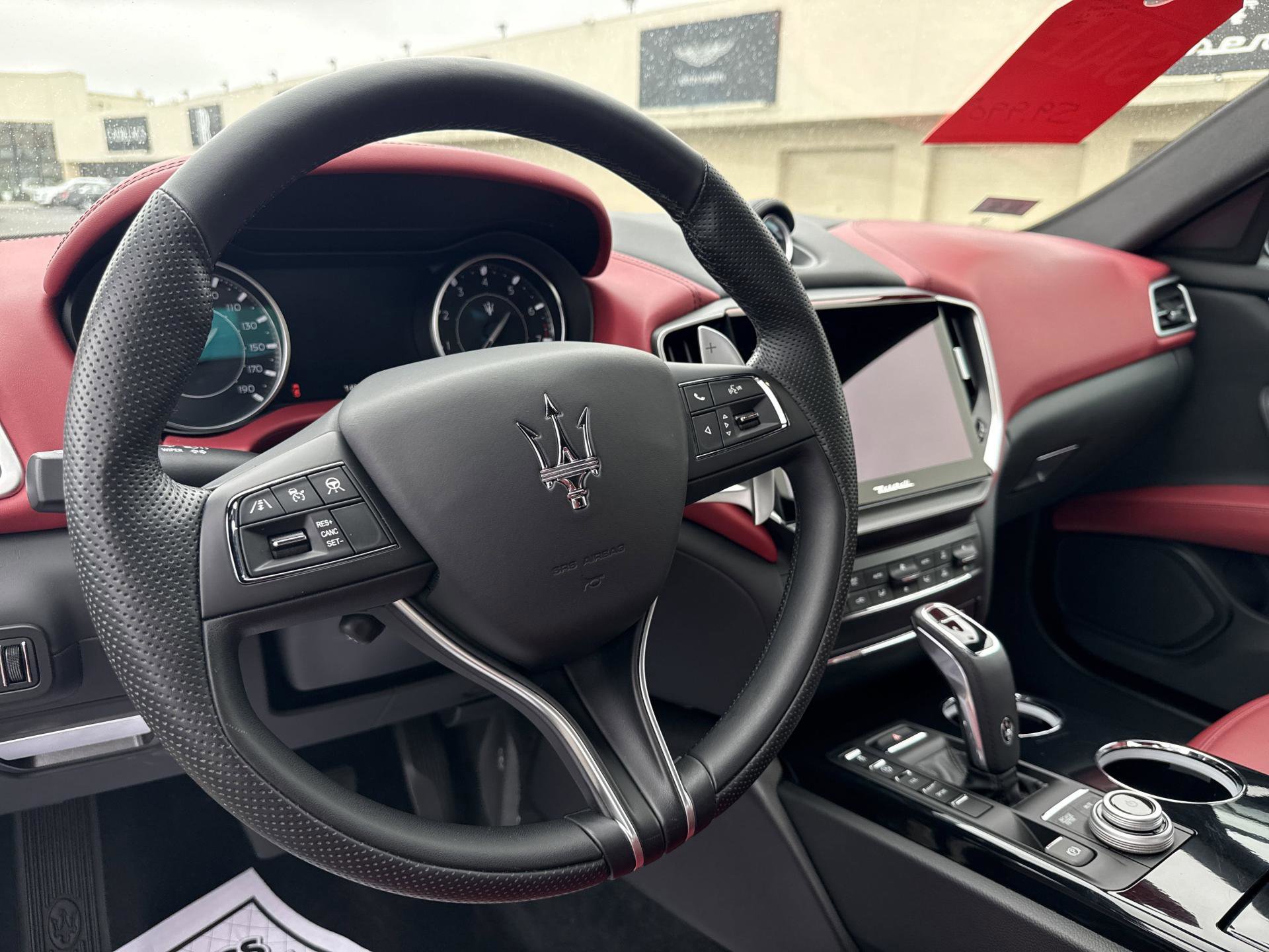 Used 2023 Maserati Ghibli Modena Q4 image 13