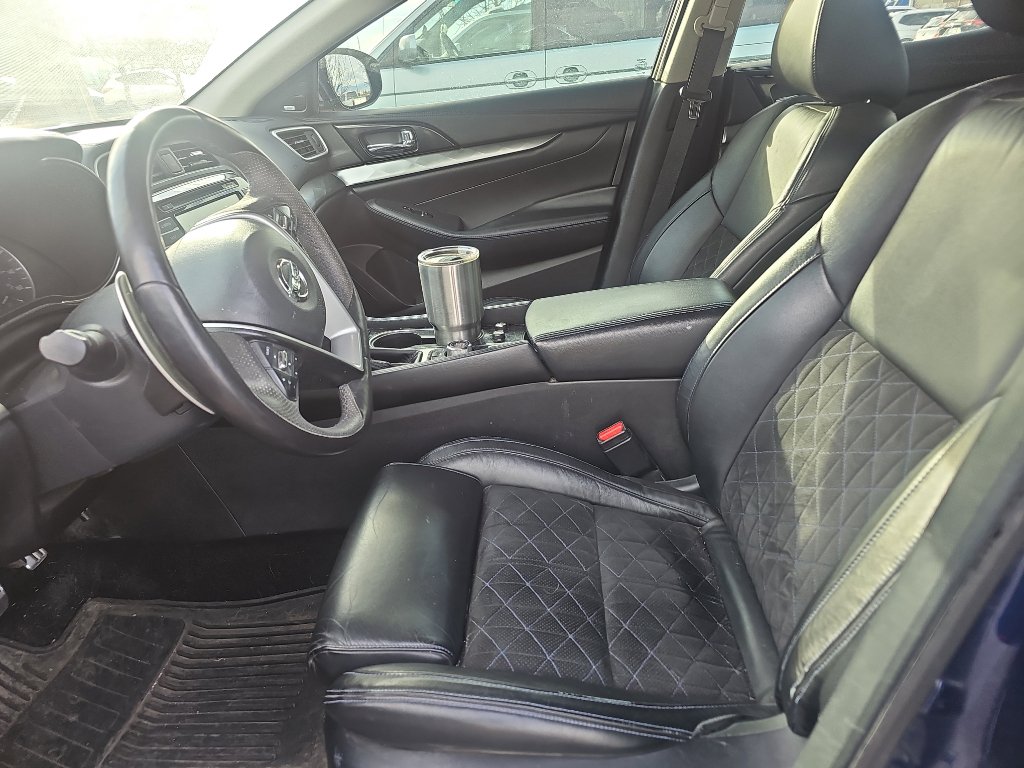 Used 2017 Nissan Maxima SR image 5