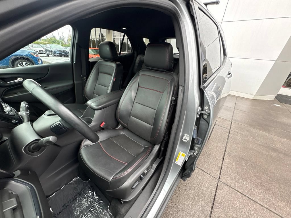 Used 2023 Chevrolet Equinox RS w/ RS Leather Package AWD/4WD image 12