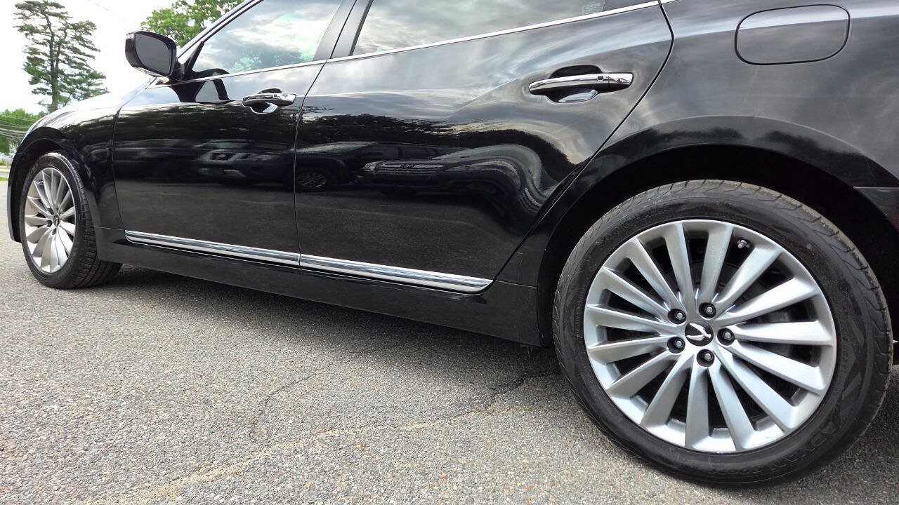 Used 2015 Hyundai Equus Signature RWD image 11