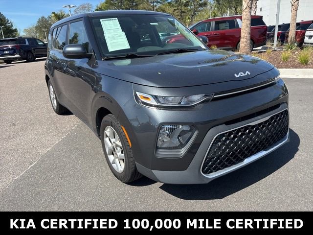 Used 2022 Kia Soul LX w/ Technology Package image 3