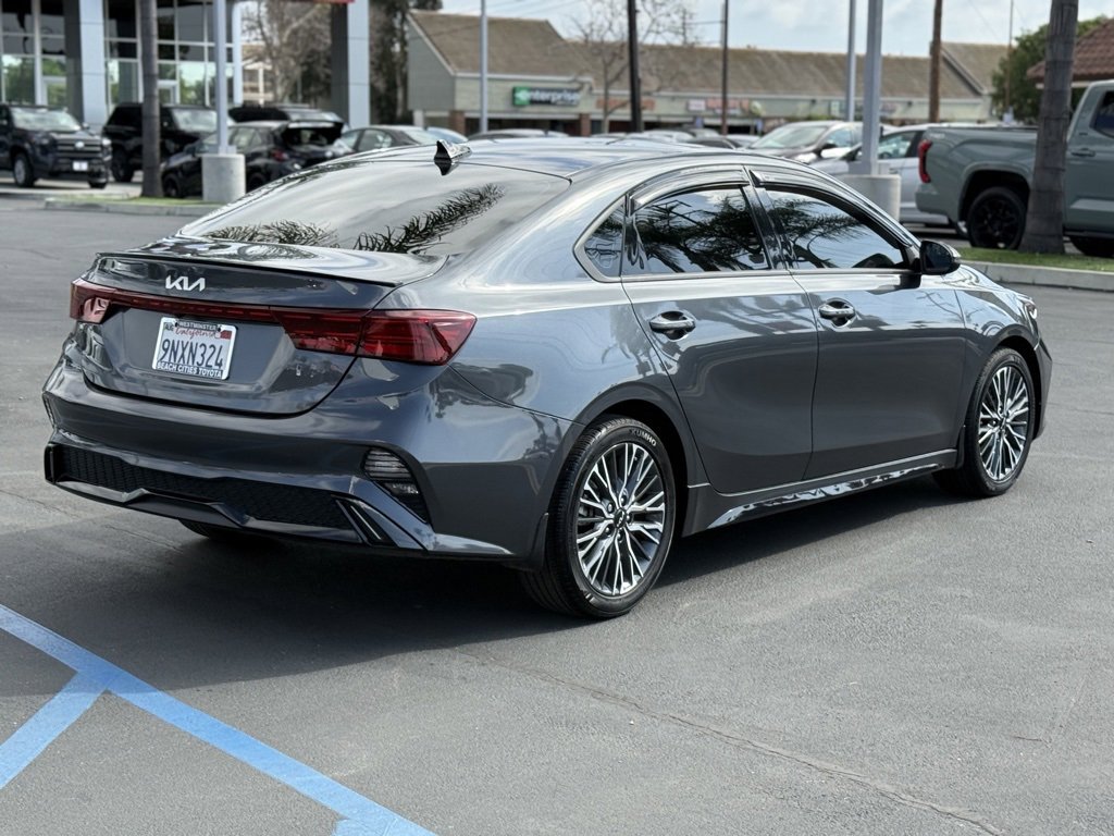 Used 2024 Kia Forte GT-Line w/ GT-Line Premium Package image 12