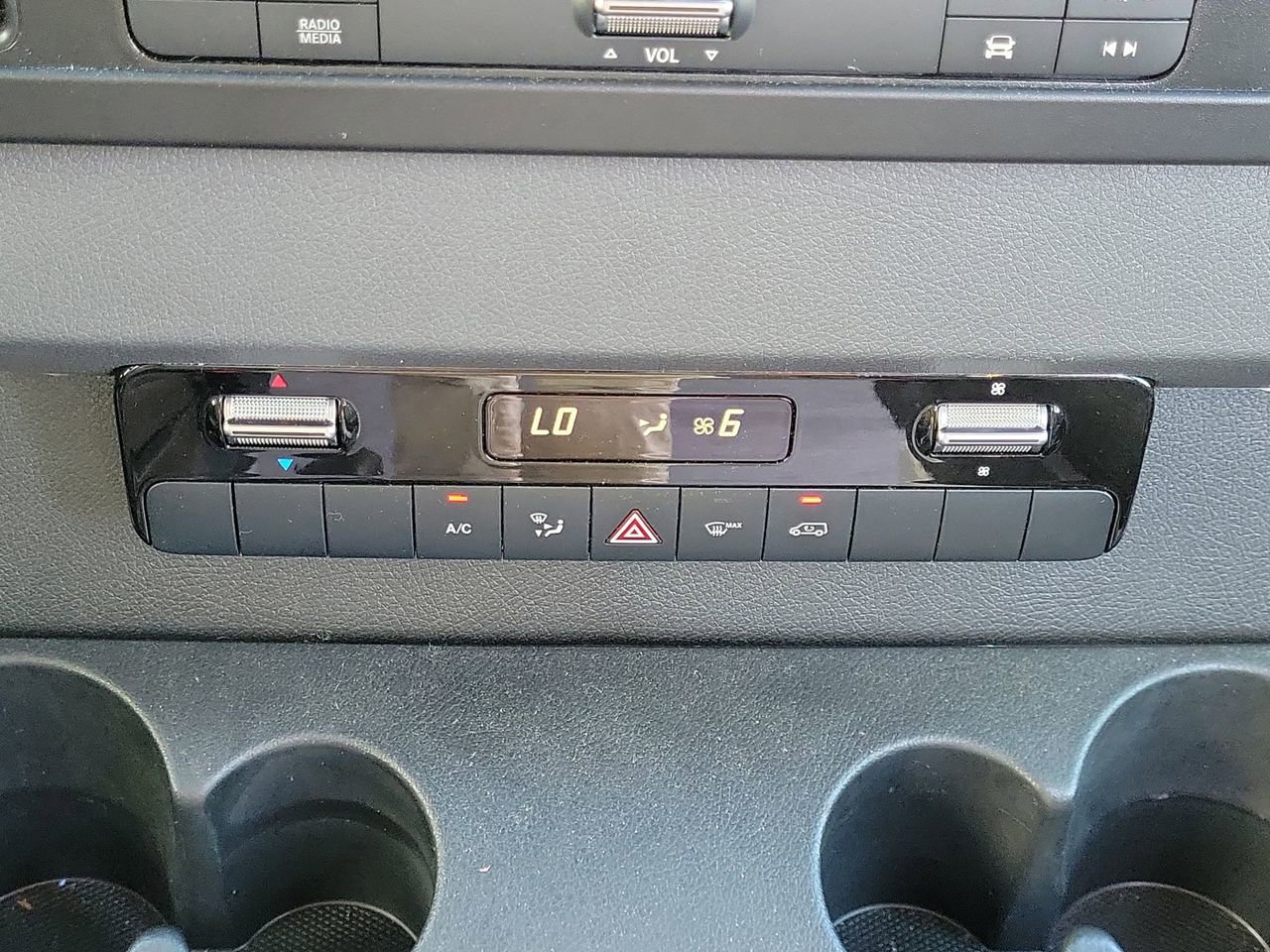 Used 2023 Mercedes-Benz Sprinter 144 Cargo image 17