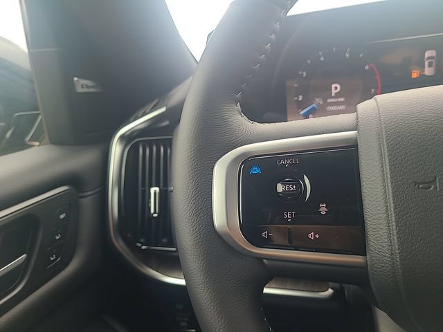 New 2026 Nissan Armada SL w/ Captain's Chari Seat Package AWD/4WD image 15