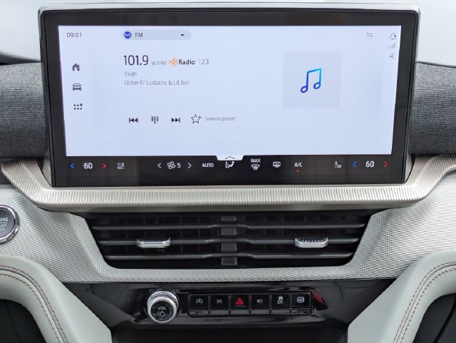 New 2026 Ford Explorer Active w/ Active Comfort Package RWD image 18
