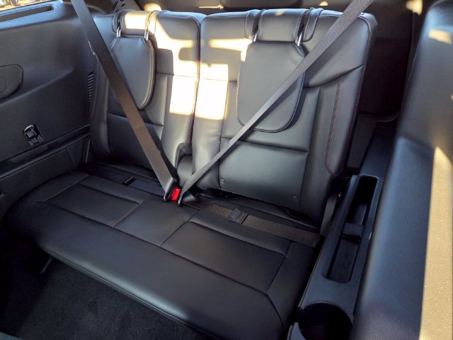 New 2027 Ford Explorer ST-Line RWD image 7