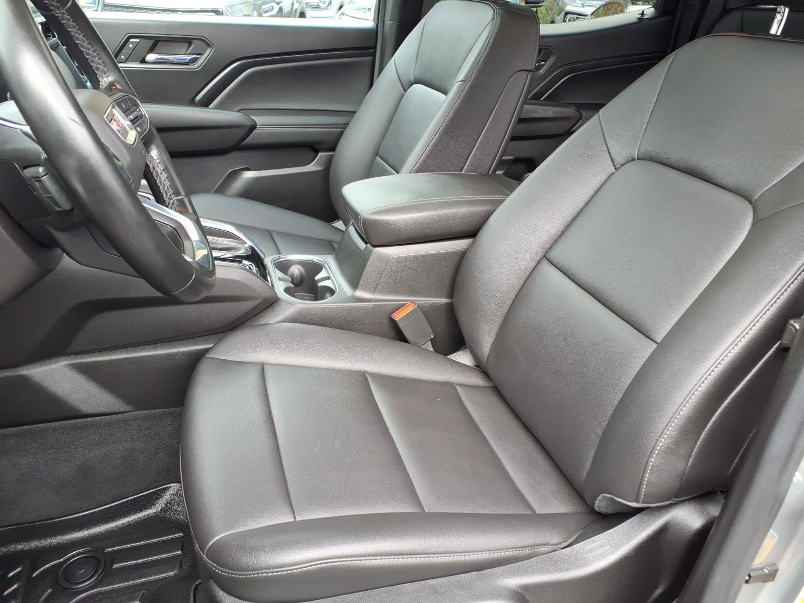 Used 2023 GMC Canyon Elevation w/ Elevation Premium Package AWD/4WD image 12