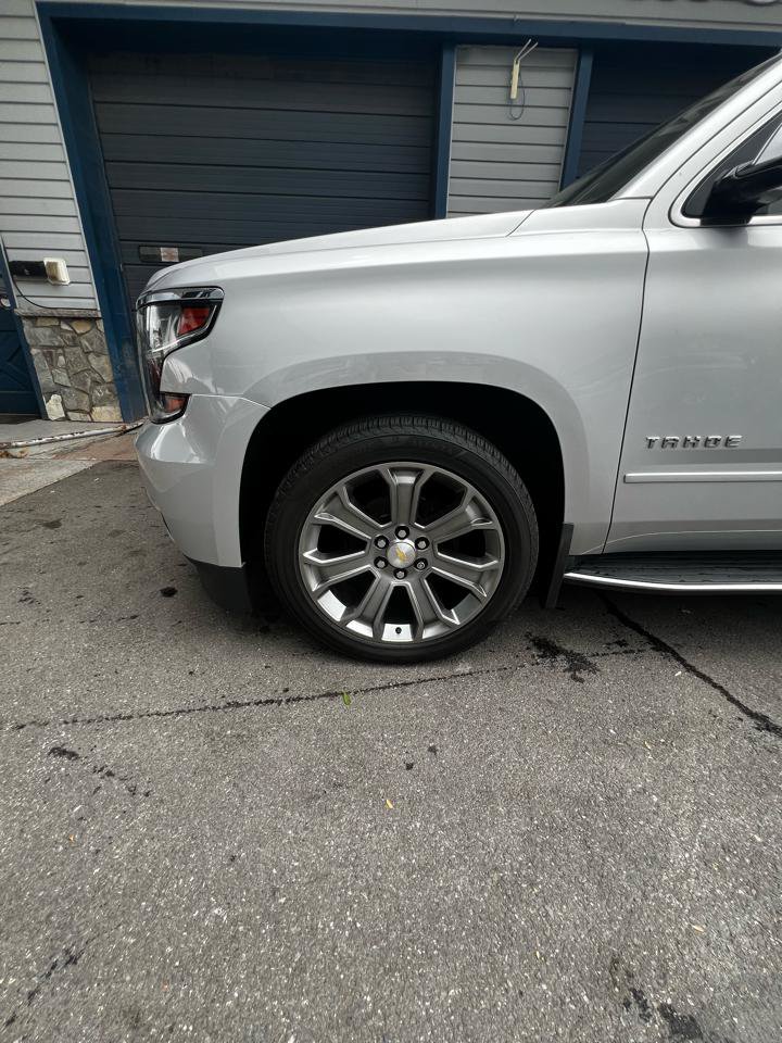 Used 2020 Chevrolet Tahoe Premier AWD/4WD image 2