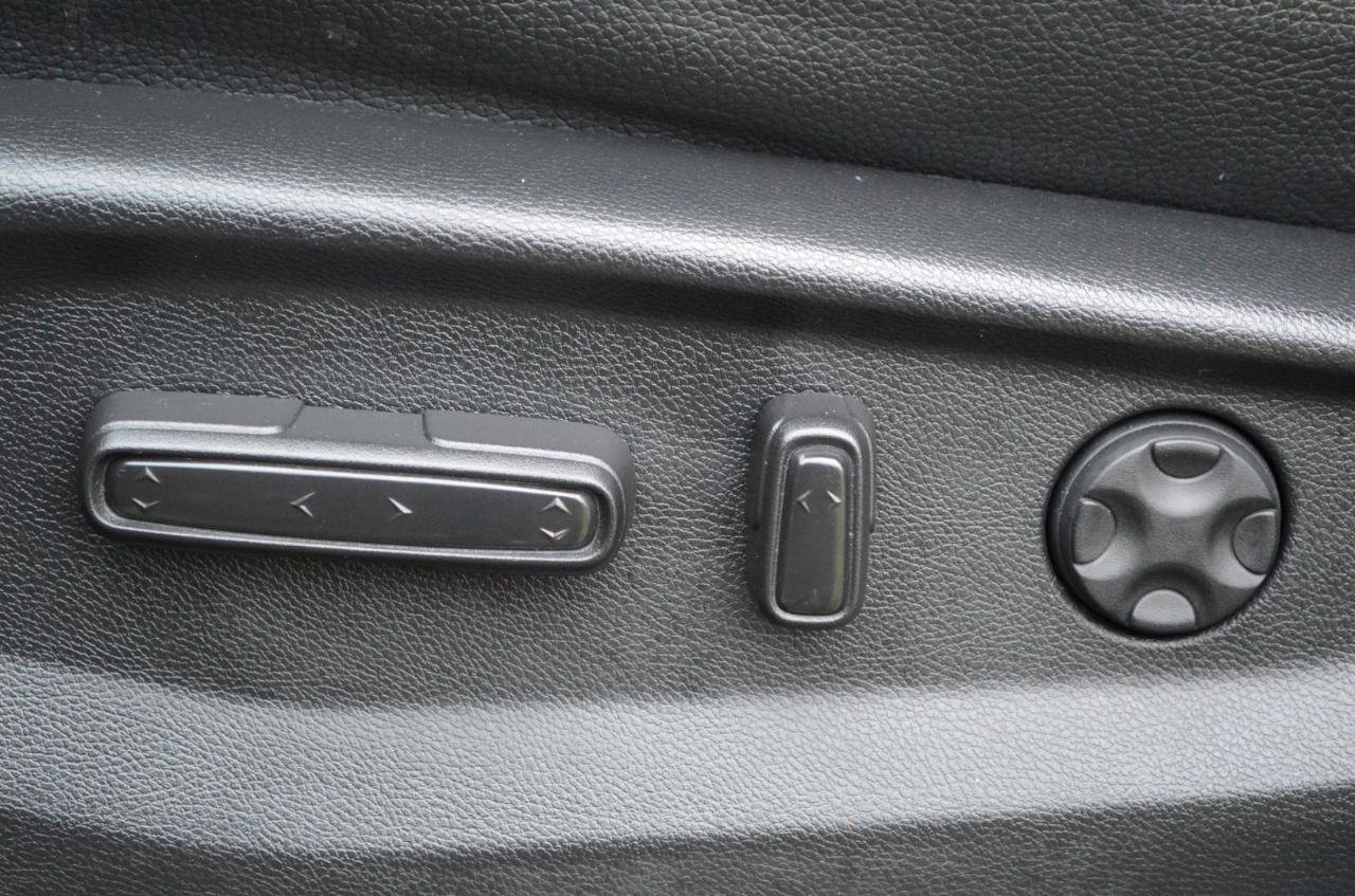 Used 2025 Honda Odyssey Sport-L image 25