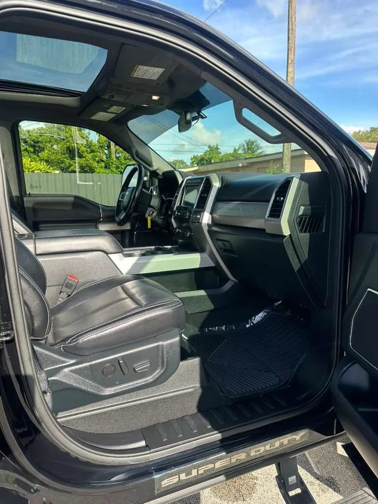 Used 2021 Ford F250 Lariat AWD/4WD image 16