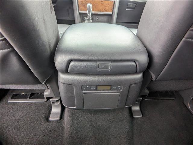 Used 2023 Nissan Armada SL w/ Captain's Chairs Package image 15