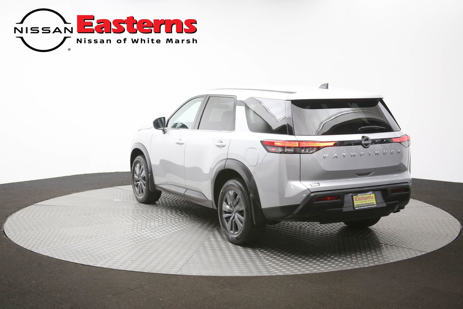 Used 2024 Nissan Pathfinder S AWD/4WD image 64