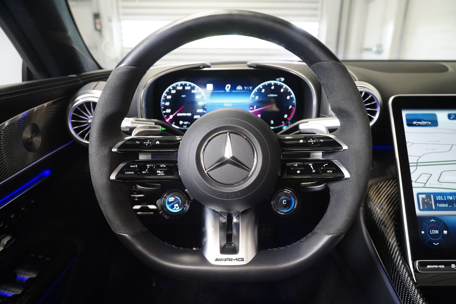 Certified 2022 Mercedes-Benz SL 63 AMG 4MATIC image 18