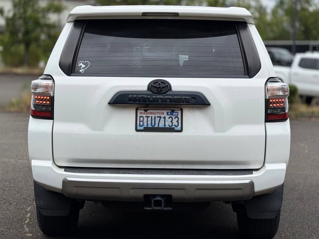 Used 2020 Toyota 4Runner TRD Off-Road AWD/4WD image 4