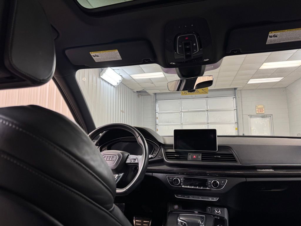 Used 2020 Audi SQ5 Premium Plus w/ Premium Plus Package image 23