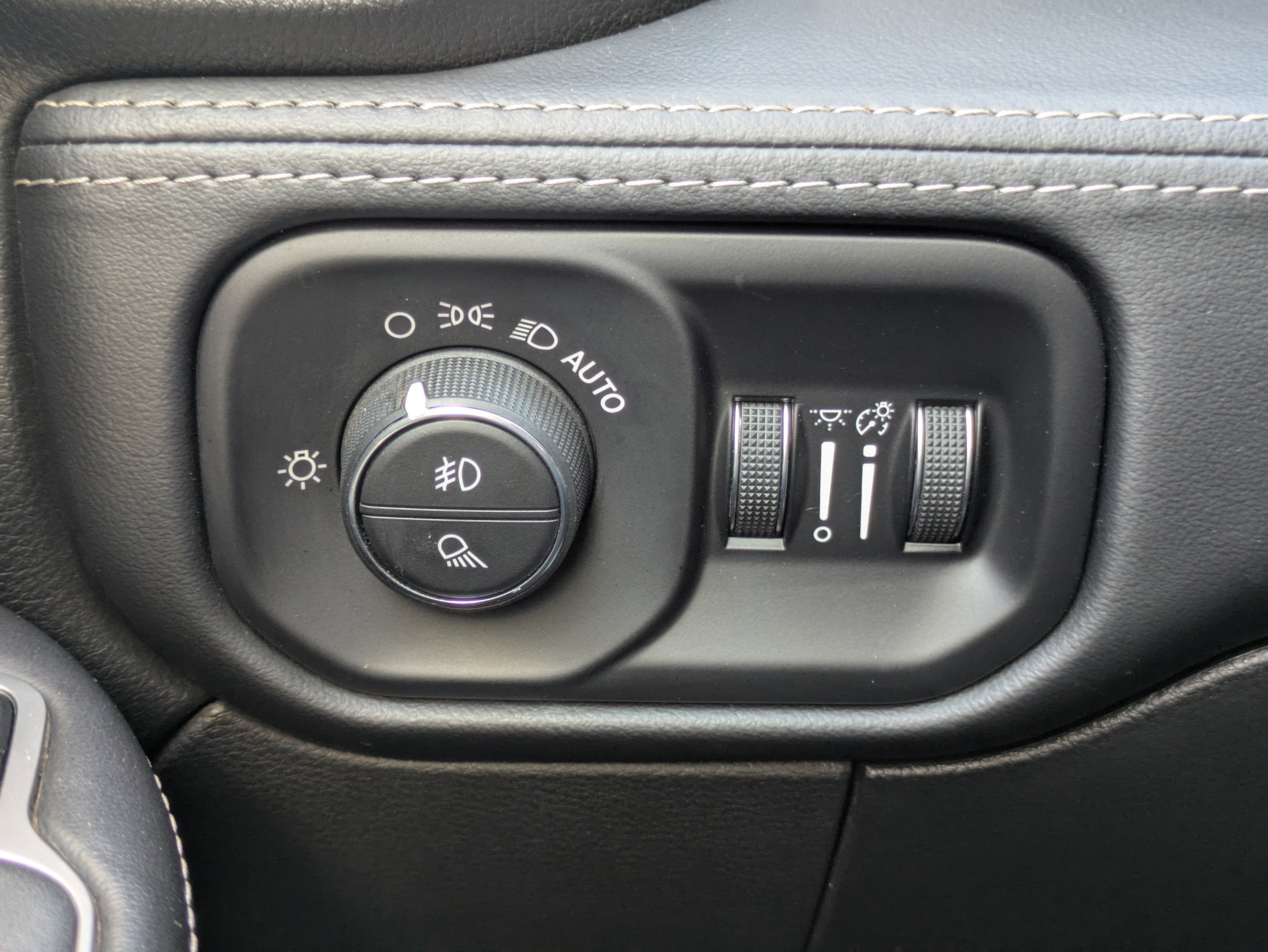 Used 2023 RAM 2500 Rebel w/ Level 2 Equipment Group image 14