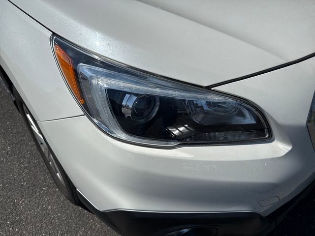 Used 2017 Subaru Outback 2.5i Premium AWD/4WD image 12