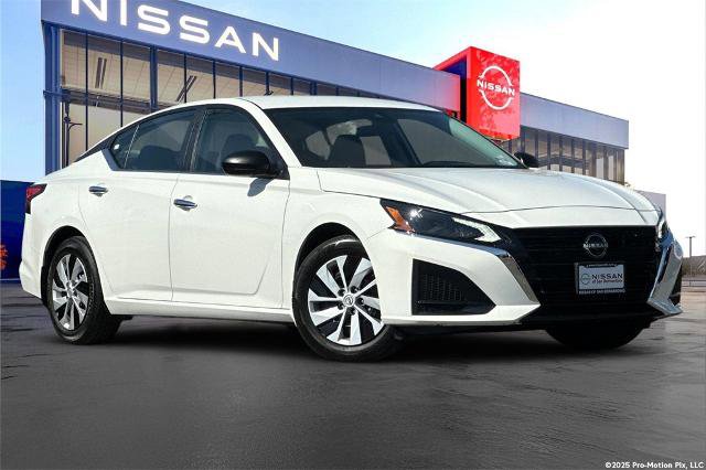 Certified 2024 Nissan Altima 2.5 S image 1
