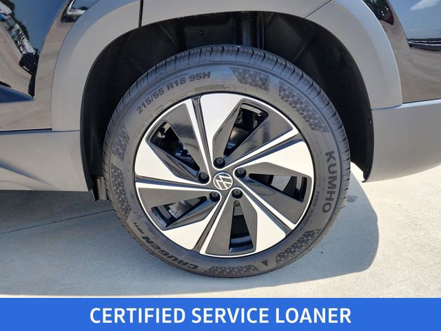 New 2025 Volkswagen Taos SE image 27