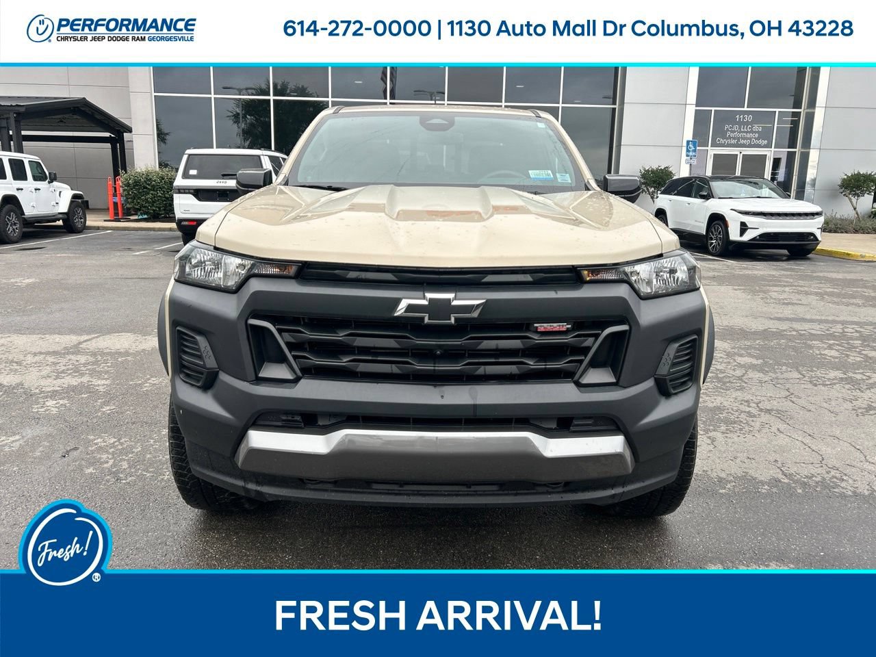 Used 2024 Chevrolet Colorado Trail Boss w/ Technology Package AWD/4WD image 9