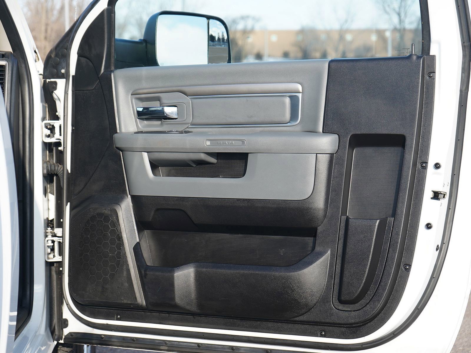 Used 2017 RAM 2500 Tradesman w/ Chrome Appearance Group image 12