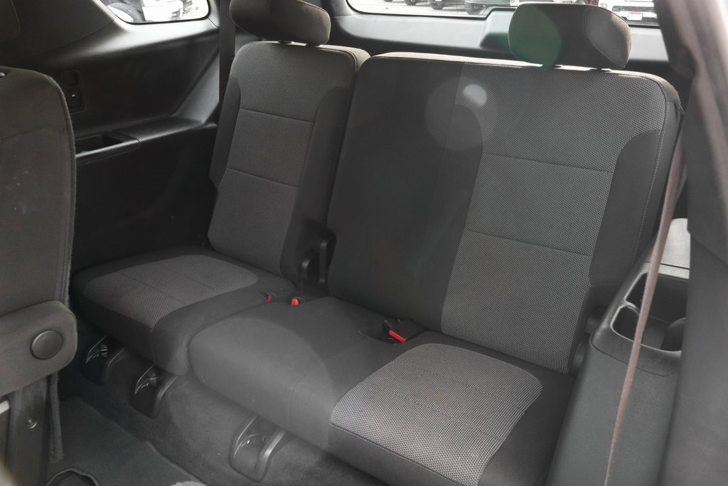 Used 2023 Chevrolet Traverse LT image 34