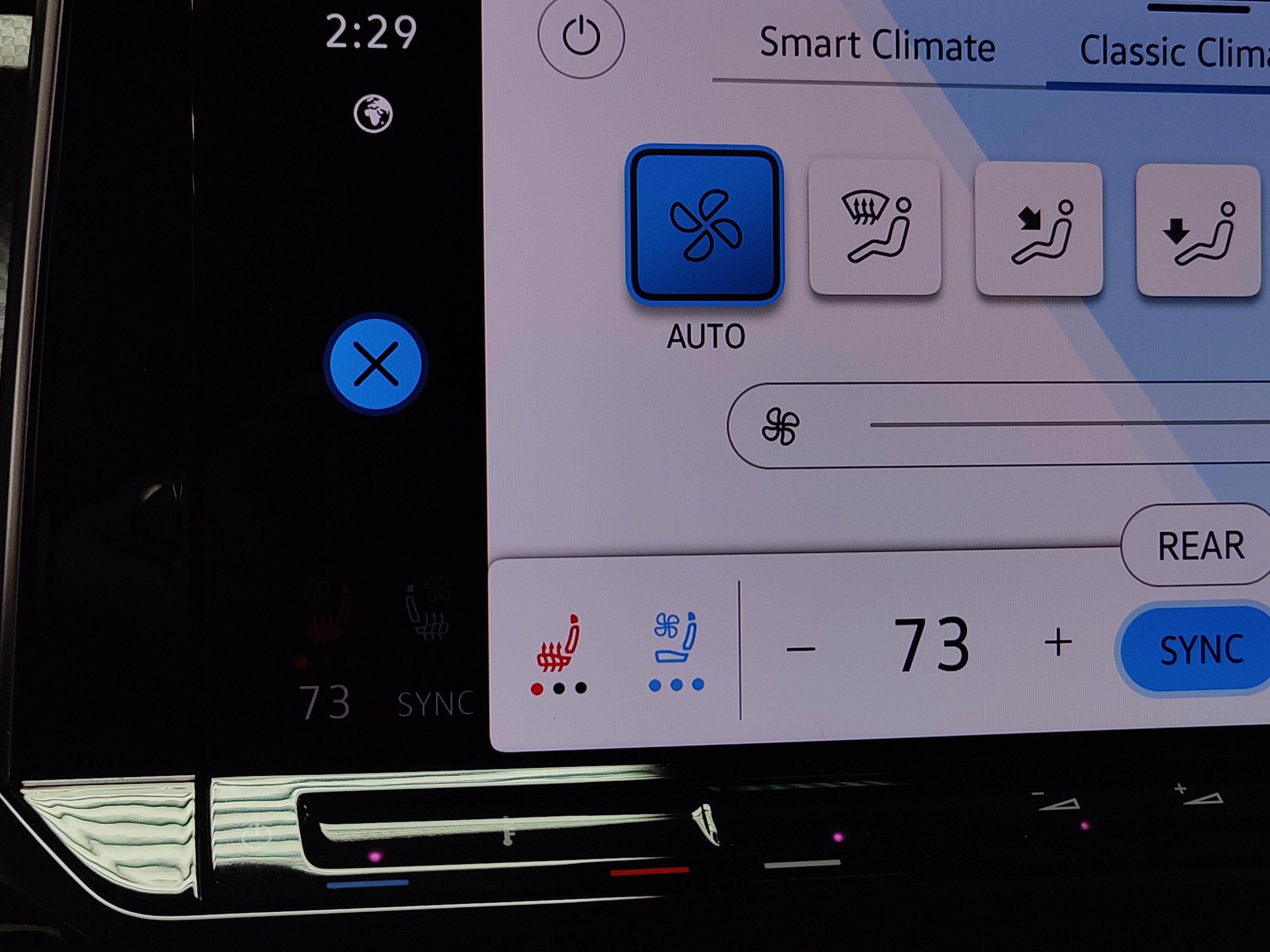 Used 2025 Volkswagen Atlas Peak Edition SE image 25