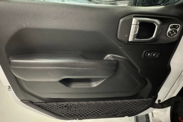 Used 2020 Jeep Gladiator Rubicon AWD/4WD image 24