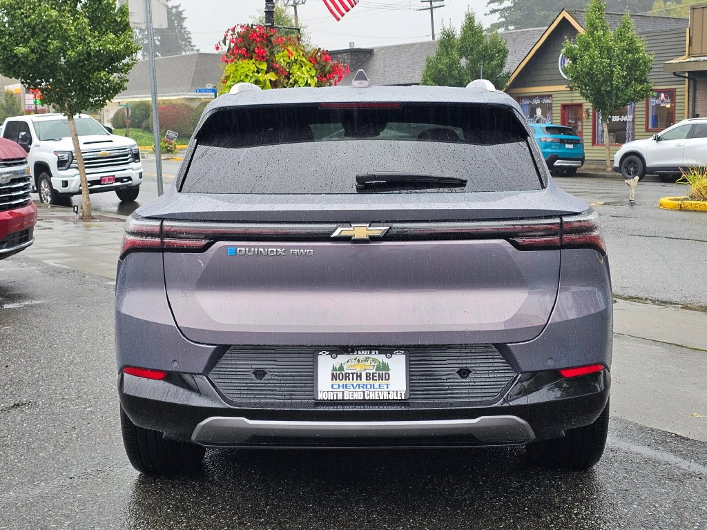 Used 2024 Chevrolet Equinox EV LT AWD/4WD image 6