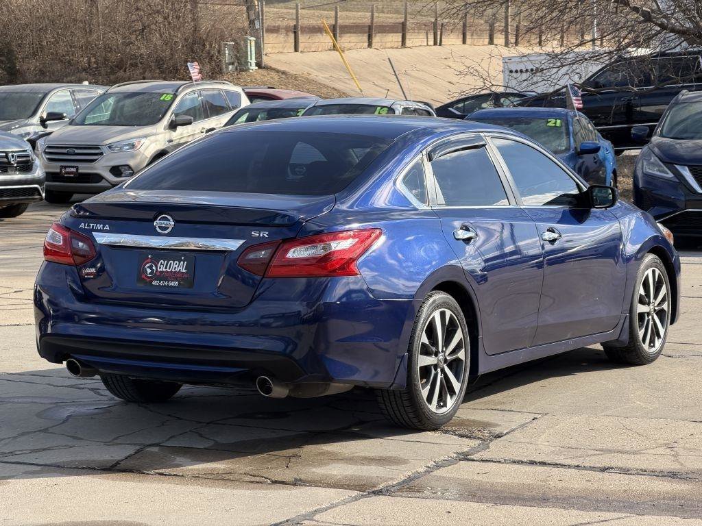 Used 2017 Nissan Altima 2.5 SR image 6