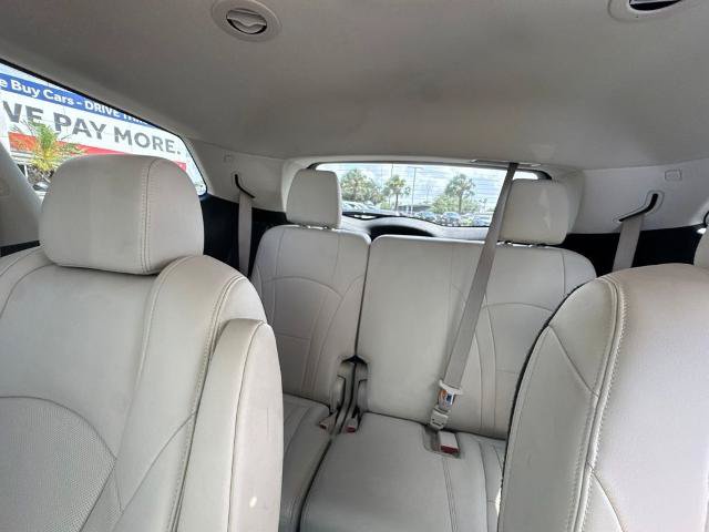 Used 2022 Buick Enclave Essence w/ LPO, Floor Liner Package FWD image 18