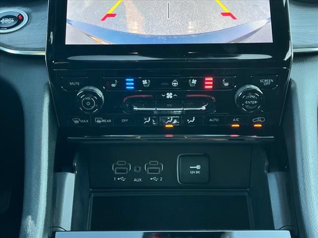New 2025 Jeep Grand Cherokee L Overland w/ Advanced Protech Group III AWD/4WD image 18