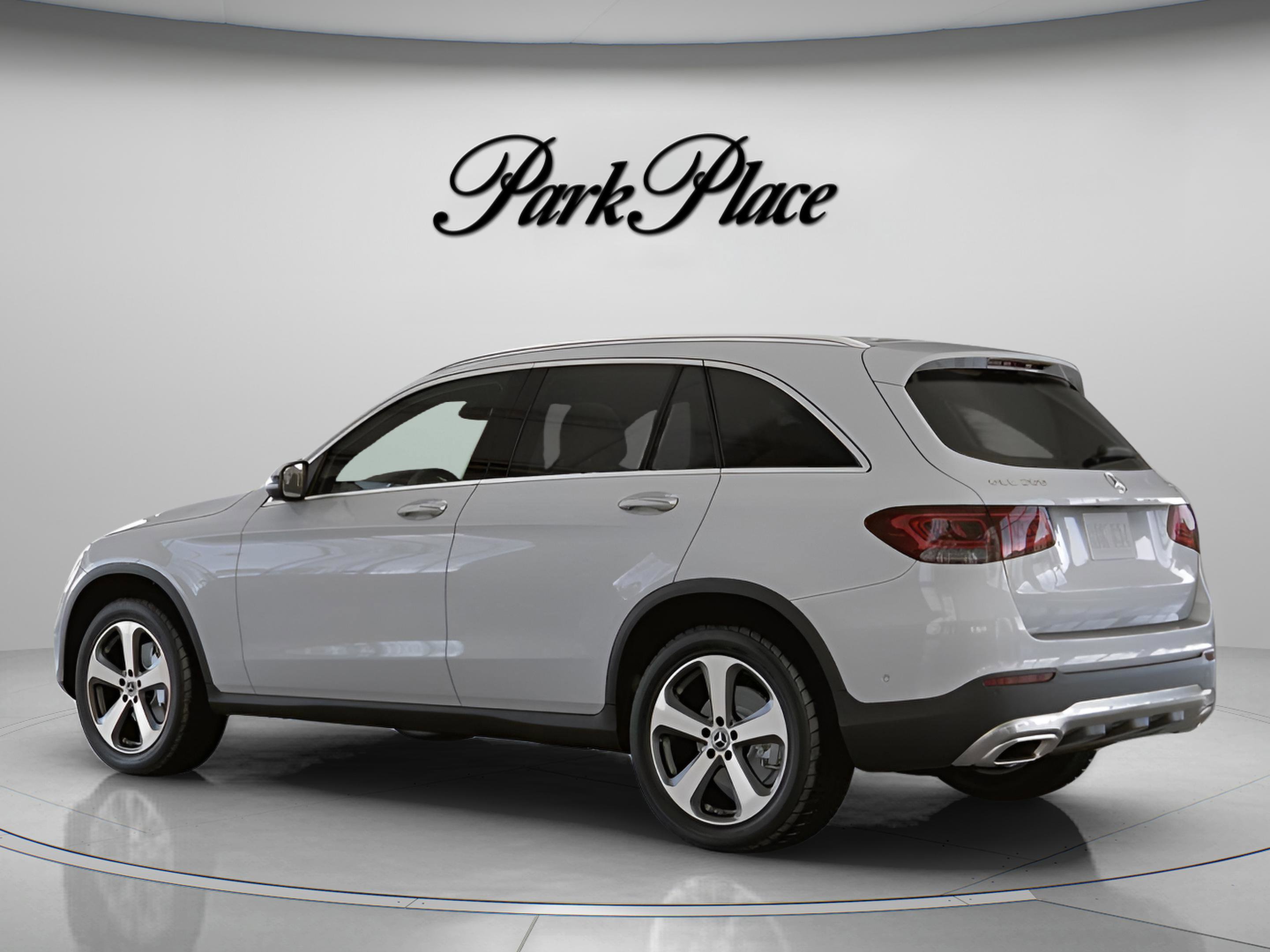 Certified 2022 Mercedes-Benz GLC 300 4MATIC w/ Premium Package Lite image 12