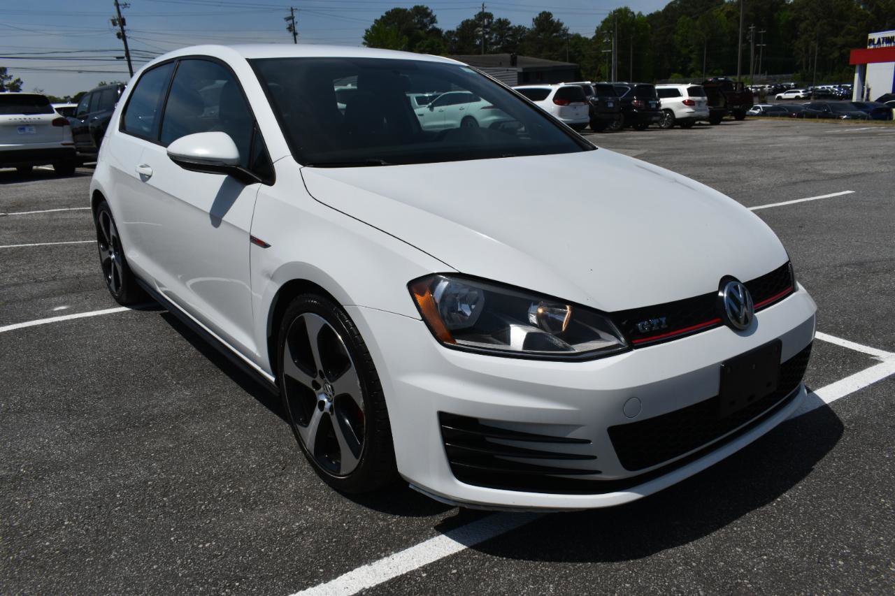 Used 2015 Volkswagen GTI S FWD image 3