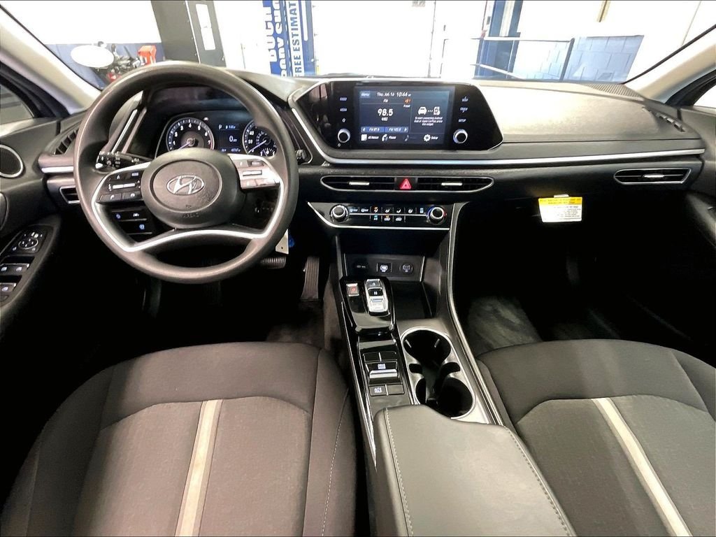 Used 2023 Hyundai Sonata SE w/ Cargo Package FWD image 21