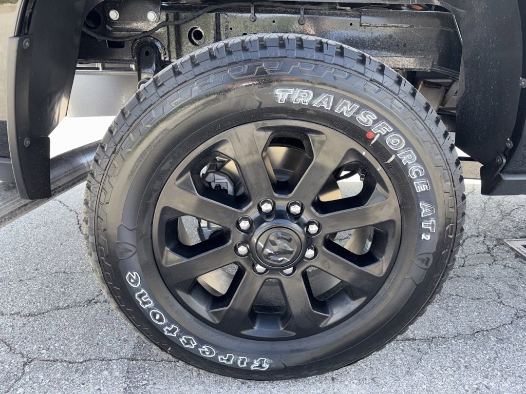 New 2026 RAM 2500 Laramie AWD/4WD image 12