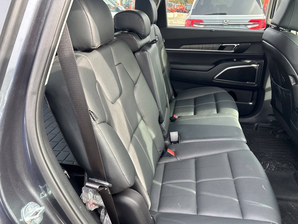 Certified 2024 Kia Telluride EX FWD image 22