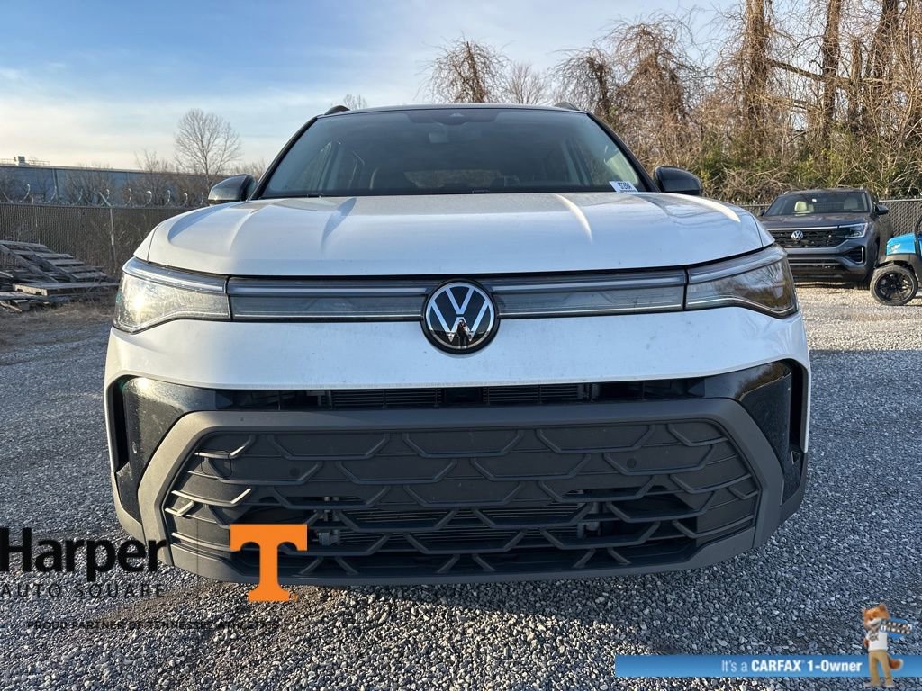 Used 2025 Volkswagen Taos SE image 8