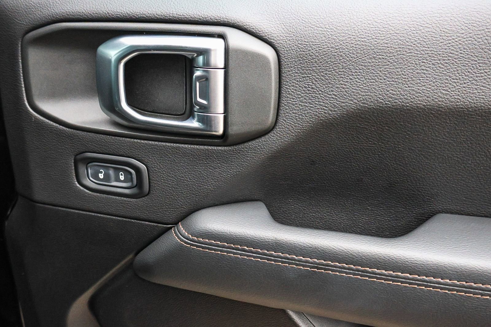 Used 2023 Jeep Wrangler Unlimited Rubicon 392 w/ Trailer Tow Package image 20