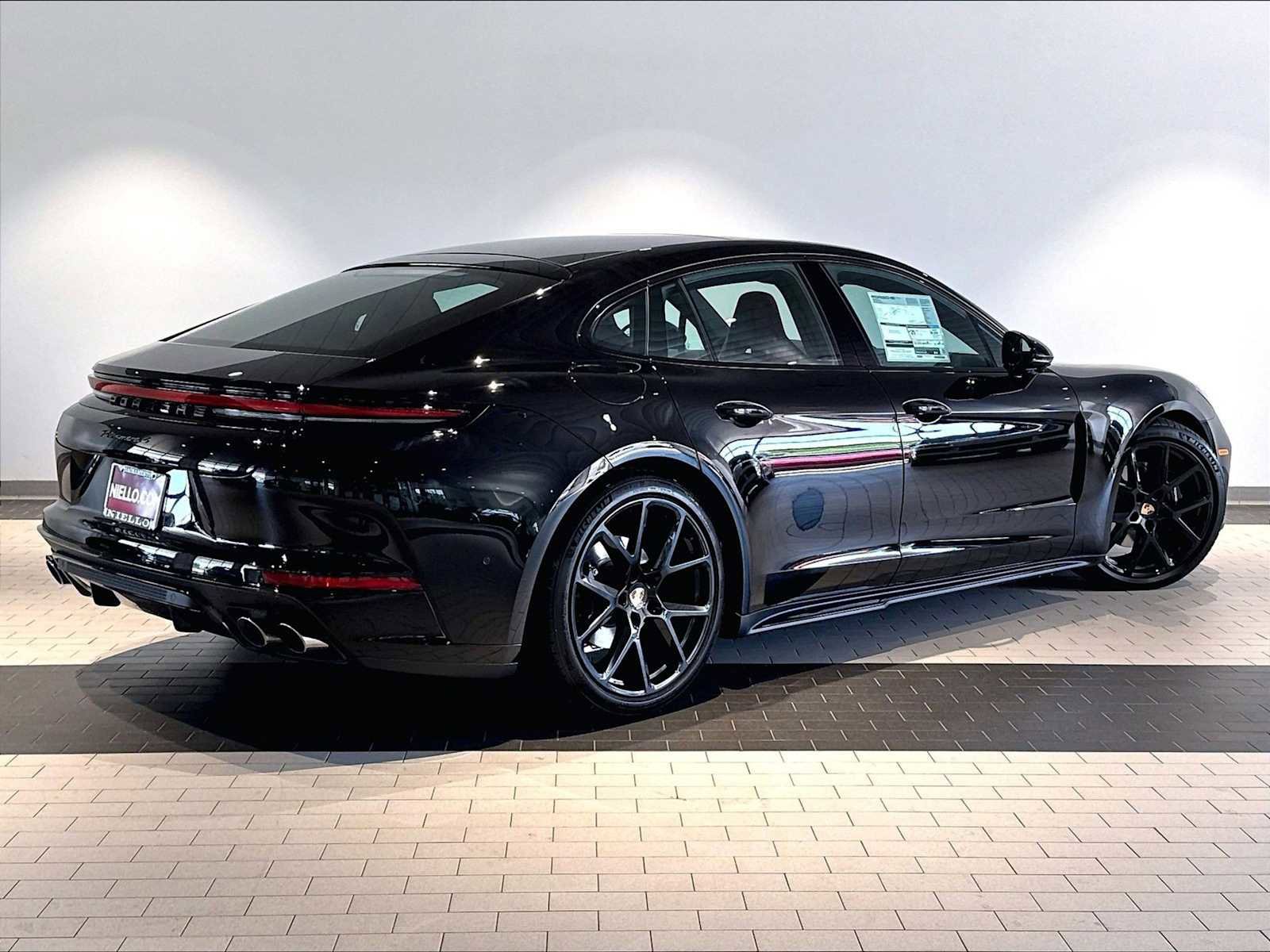 New 2026 Porsche Panamera 4 AWD/4WD image 7